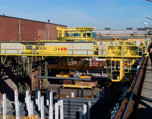 Scheffer-Cranes at a steel store